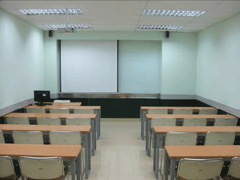Phòng học hiện đại tối đa chỉ 30 sinh viên