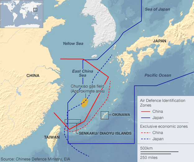 Khu nhận diện phòng không ADIZ Trung Quốc tuyên bố thiết lập ở Hoa Đông (đường màu đỏ) được sử dụng làm hổ giấy để dọa các hãng hàng không quốc tế, cuối cùng đã bị Mỹ, Nhật Bản bóc mẽ. Ảnh: BBC.