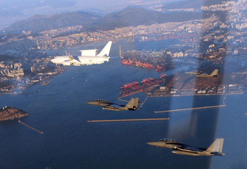 Máy bay chiến đấu F-15K Slam Eagle hiện đại nhất của ROKAF