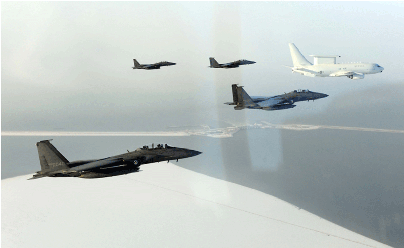 F-15K có khả năng mang tải vũ khí nặng 10.400 kg