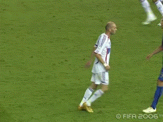 'Nguyên bản' cú húc đầu của Zidane ở chung kết World Cup 2006.