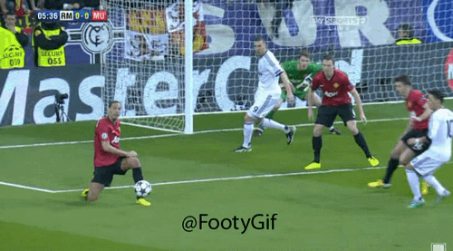 degeasave GIFs: David De Geas two world class saves for Manchester United v Real Madrid