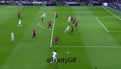 degeasave2 GIFs: David De Geas two world class saves for Manchester United v Real Madrid