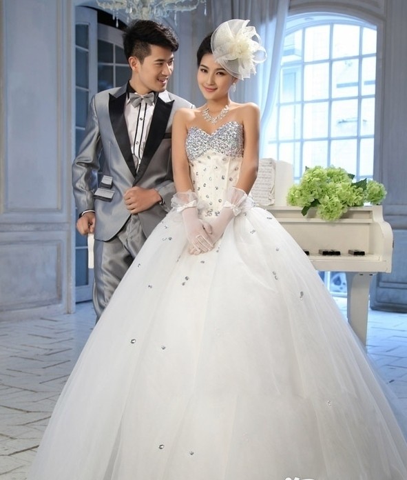 10 mẫu váy cưới đẹp 2020 “diện xinh” trong ngày cưới | Quyên Nguyễn