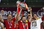 Chúc mừng 11 bạn đọc trúng giải dự đoán chung kết EURO 2012