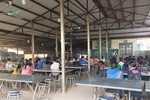 Triển khai CTGDPT mới: Sau giờ ăn, trường Nậm Ngà biến nhà ăn thành phòng học