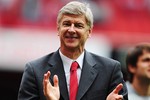 Arsenal trắng tay năm thứ 8, Wenger vẫn cứ… trung thành