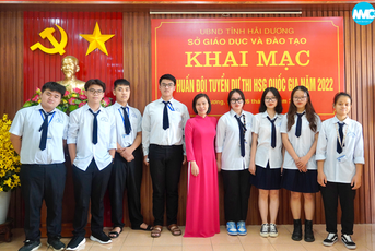 Quảng Ninh tăng 11 giải học sinh giỏi quốc gia so với năm ngoái | Giáo dục  Việt Nam