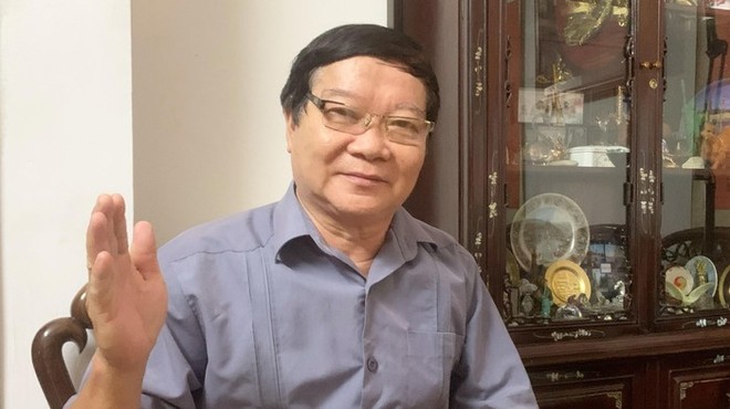 Nhức nhối lạm thu: Cần kỷ luật nghiêm một số hiệu trưởng làm gương