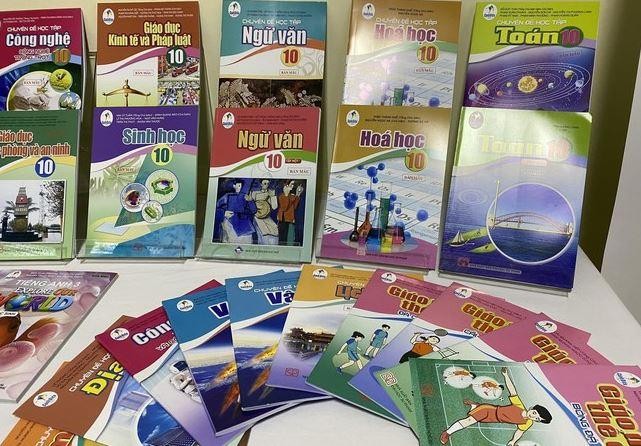 Bộ sách giáo khoa lớp 10. Hình ảnh minh họa: mối cung cấp Nhà xuất bạn dạng giáo dục và đào tạo Việt Nam