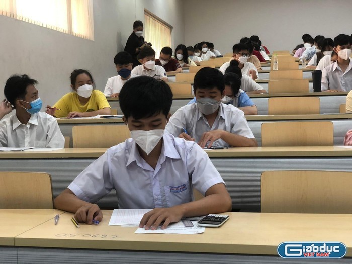 Thí sinh tham dự kỳ thi đánh giá năng lực do Đại học Quốc gia Thành phố Hồ Chí Minh tổ chức (ảnh minh họa: V.D)