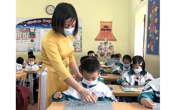 Chuyển hạng, xếp lương giáo viên còn nhiều bất cập, mất công bằng | Giáo  dục Việt Nam
