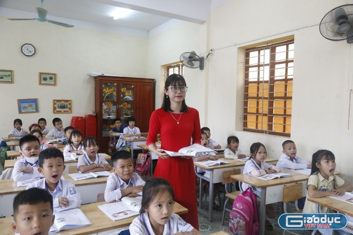 Bổ nhiệm từ hạng II cũ sang hạng II mới, có giáo viên chênh lệch nhau gấp 67 lần | Giáo dục Việt Nam