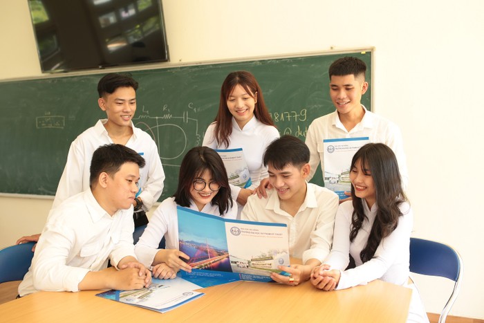 Sinh viên Trường Đại học Sư phạm Kỹ thuật, Đại học Đà Nẵng. (Ảnh: Website nhà trường) ảnh 3