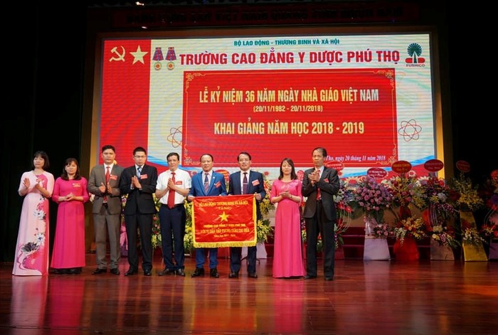 10 sự kiện nổi bật năm 2018 của Trường Cao đẳng Y Dược Phú Thọ ảnh 1