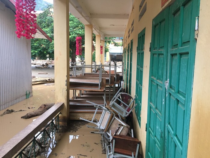 Trường học, thầy cô giáo ở Mù Cang Chải bị thiệt hại nặng nề do mưa lũ ảnh 7