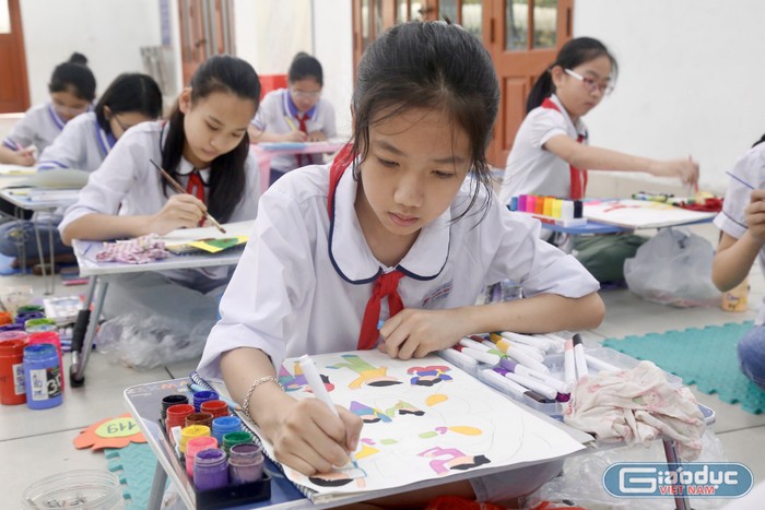 Học Sinh Tiểu Học Hải Dương Thi Vẽ Trường Học Hạnh Phúc | Giáo Dục Việt Nam