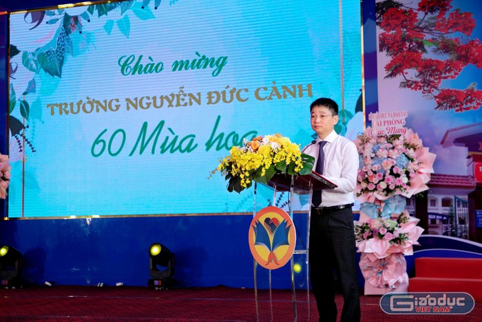 Ông Phạm Việt Anh - Phó chủ tịch Uỷ ban nhân dân quận Lê Chân phát biểu tại lễ kỷ niệm (Ảnh: NC)