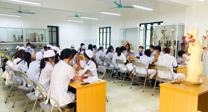 Sau 2 năm sáp nhập, trường cao đẳng vẫn trong giai đoạn bố trí nhân sự dôi  dư | Giáo dục Việt Nam
