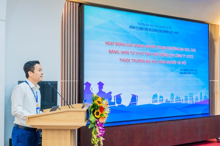 Thạc sĩ Nguyễn Quang Trung – Giám đốc Công ty LETCO (Trường Đại học Công nghiệp Hà Nội) chia sẻ trong tọa đàm.