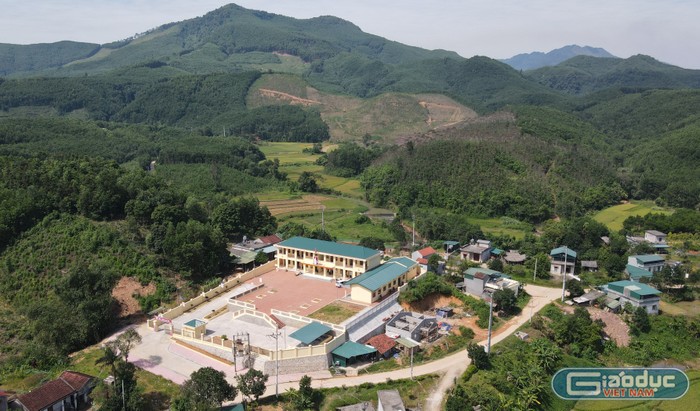 Trường học là ngôi nhà thứ hai “đẹp như mơ” của trẻ em DTTS ở Quảng Ninh ảnh 8
