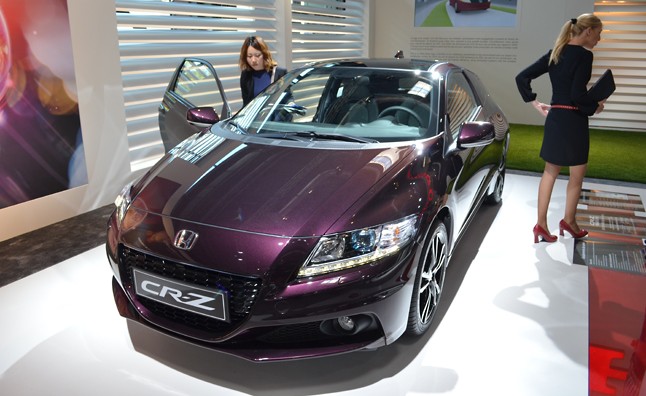 Ra mắt xe Honda CR-Z Hybrid mới sang trọng và nữ tính hơn ảnh 1
