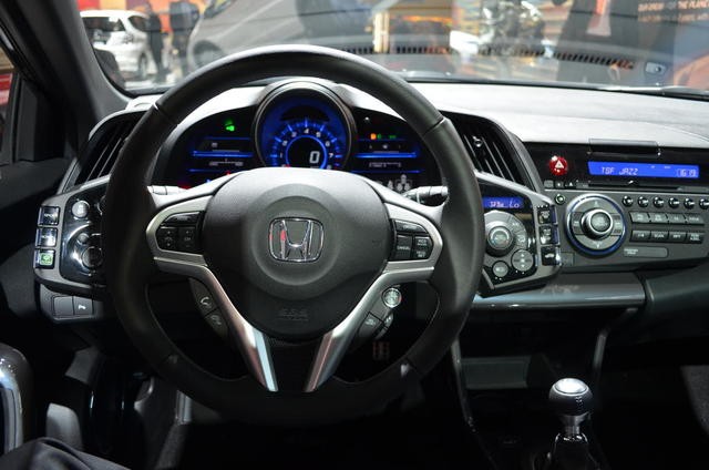 Ra mắt xe Honda CR-Z Hybrid mới sang trọng và nữ tính hơn ảnh 7