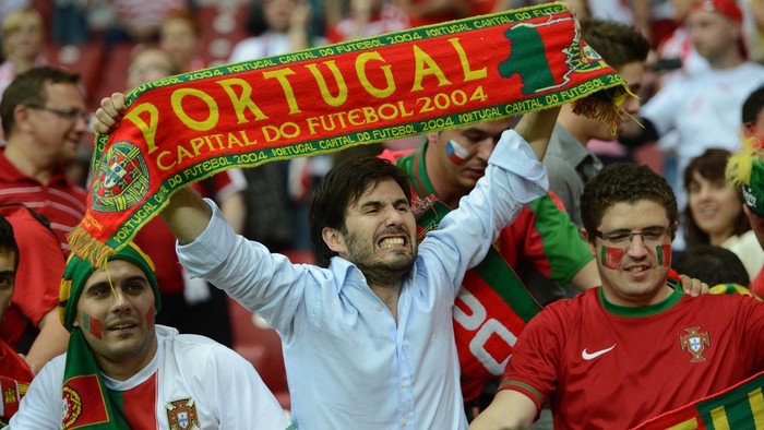 Sung sướng tột đỉnh là cảm giác của CĐV Bồ Đào Nha...