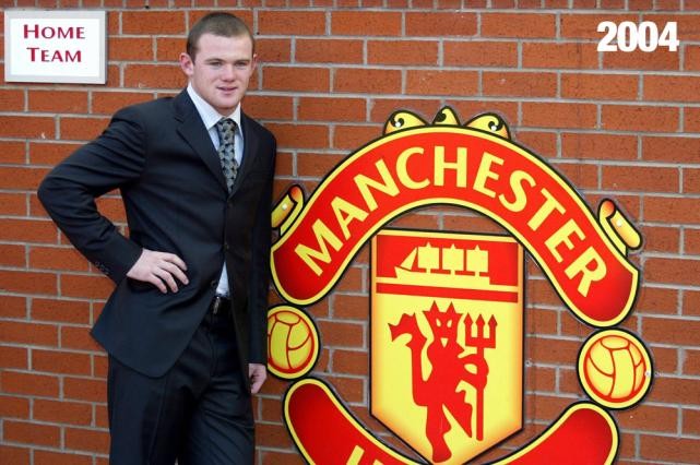 Tháng 8 năm 2004, mặc dù mới ký hợp đồng với Everton nhưng sức hấp dẫn từ lời mời của Man United khiến Rooney dứt tình với đội bóng vùng Merseyside và đến với Old Trafford với bản hợp đồng trị giá 27 triệu bảng...