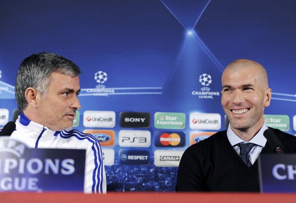 Trong một phát biểu mới đây trên Sport365, huyền thoại người Pháp Zidane cho biết giữa ông và Mourinho không hề có bất đồng nào...