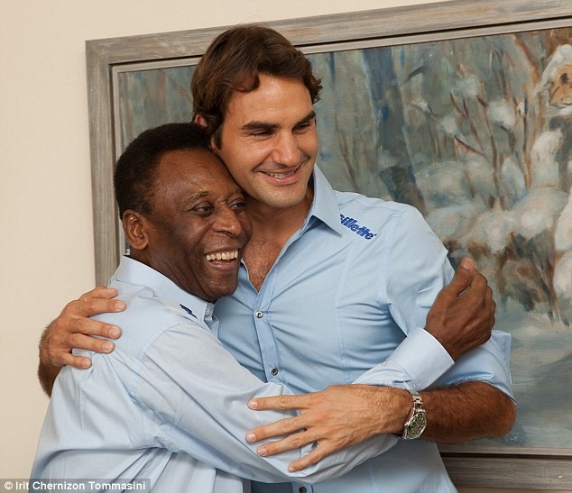 Nhân chuyến đi Nam Mỹ, Roger Federer đã đến thăm và có cuộc trò chuyện thân mật với huyền thoại bóng đá thế giới Pele tại nhà riêng.