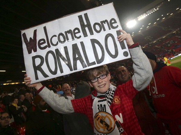 Người hâm mộ M.U vẫn rất 'yêu' Ronaldo.
