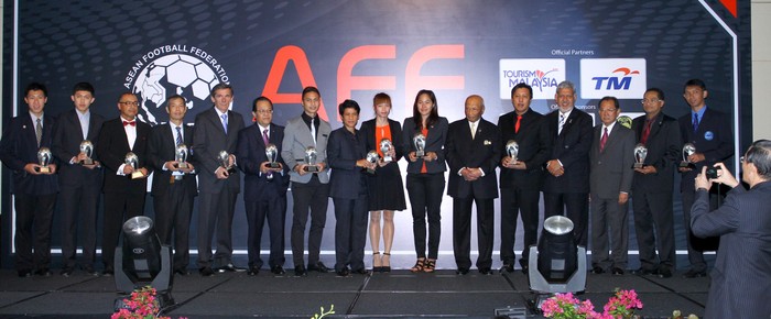 Tối qua, tại trụ sở Liên đoàn bóng đá Đông Nam Á tại Malaysia đã diễn ra đêm Gala trao các giải thưởng của bóng đá khu vực năm 2012.