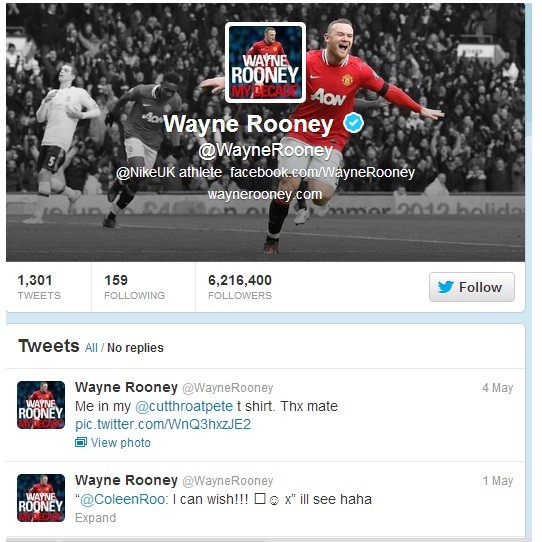 Đặc biệt, mới đây Rooney cũng đã chính thức thay đổi thông tin cá nhân của mình trên trang Twitter cá nhân từ "cầu thủ của CLB Man United " thành "VĐV của Nike".