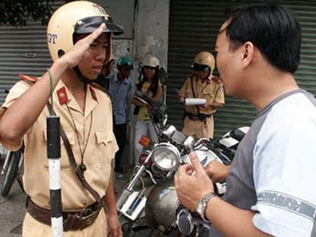CSGT công an TP Hà Nội quyết thực hiện nghiêm tác phong người chiến sĩ CSGT ( nguồn internet)
