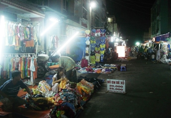 Một góc chợ đêm Hạnh Thông Tây (Gò Vấp, TP HCM) - ảnh nguồn Internet