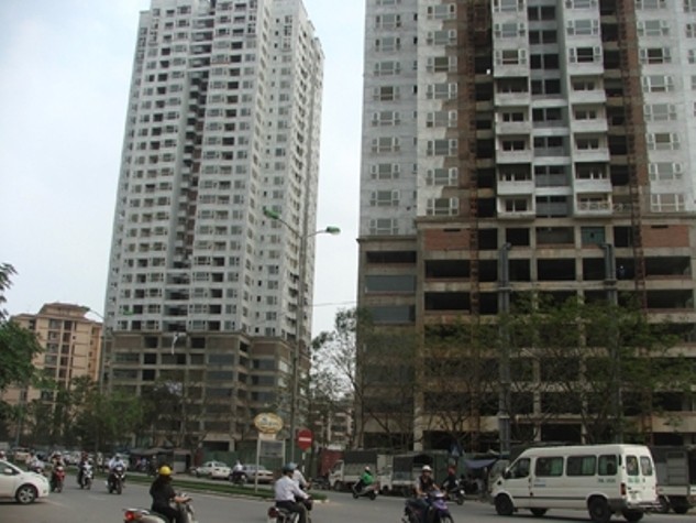 Nhiều dự án căn hộ tại Hà Nội giá giảm sâu. Ảnh: Minh Tuấn.