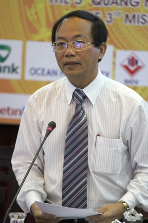 Ông Trần Minh Cả - Phó chủ tịch UBND tỉnh Quảng Nam, Trưởng ban tổ chức cuộc thi Hoa hậu Dân tộc Việt Nam 2013.