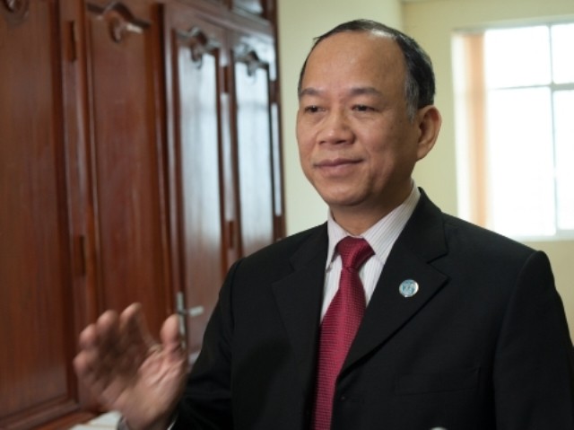 TS Nguyễn Minh Phong: "Việc thưởng tết ít của các ngân hàng có hai mặt tích cực và tiêu cực"