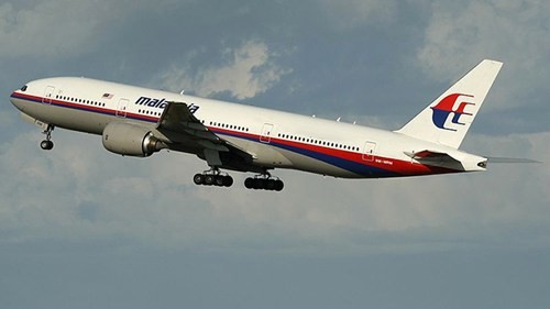 Đã 4 ngày tìm kiếm vẫn chưa tìm thấy tung tích chiếc máy bay Boeing 777-200 của Malaysia chở 227 hành khách và 13 gặp nạn ngày 8/3