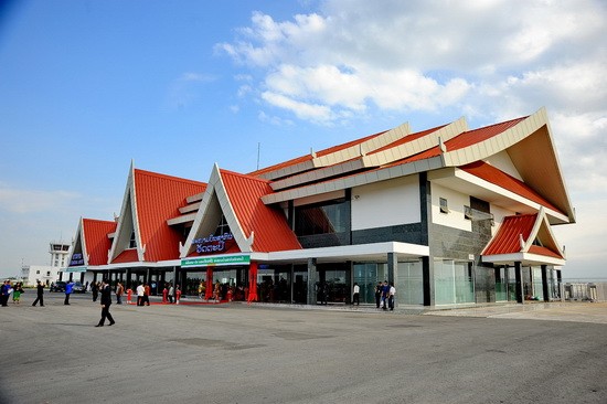 Một góc Sân bay quốc tế Attapeu, Lào.