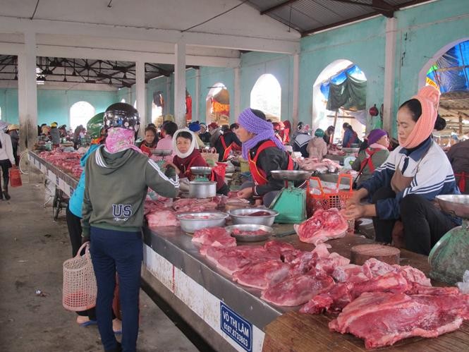 Mô hình chợ thí điểm bảo đảm vệ sinh an toàn thực phẩm được ngành Công Thương triển khai tại chợ Hoàn Lão - Bố Trạch – Quảng Bình.