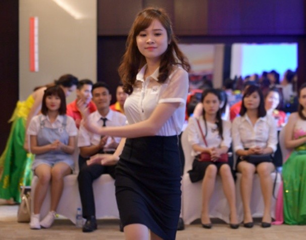 Quỳnh Anh với phần thi tài năng là điệu nhảy sôi động.