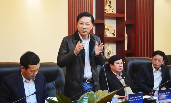 Ông Nguyễn Văn Đọc - Bí thư Tỉnh ủy, Chủ tịch HĐND tỉnh Quảng Ninh bày tỏ sự ấn tượng với tầm vóc và tốc độ phát triển của Tập đoàn FLC.