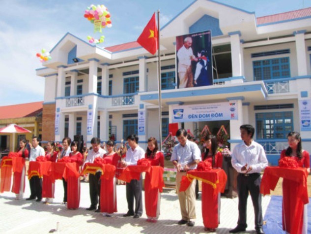 18 ngôi trường “Đèn Đom Đóm” đã được FrieslandCampina Việt Nam xây dựng trên khắp cả nước thời gian qua.
