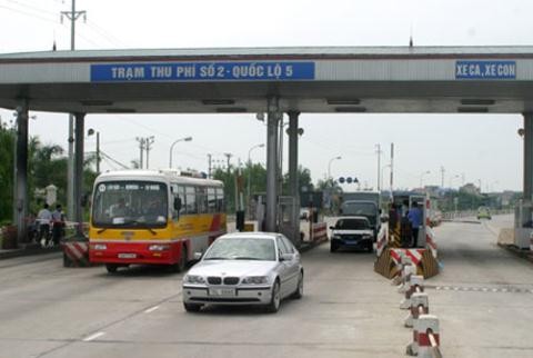 Nhiều xe ô tô từ Hải Phòng đi hướng Hà Nội đã đi vào Quốc lộ 10 - đường tỉnh 391 để tránh trạm thu phí số 2 trên Quốc lộ 5 - ảnh Báo Đất Việt