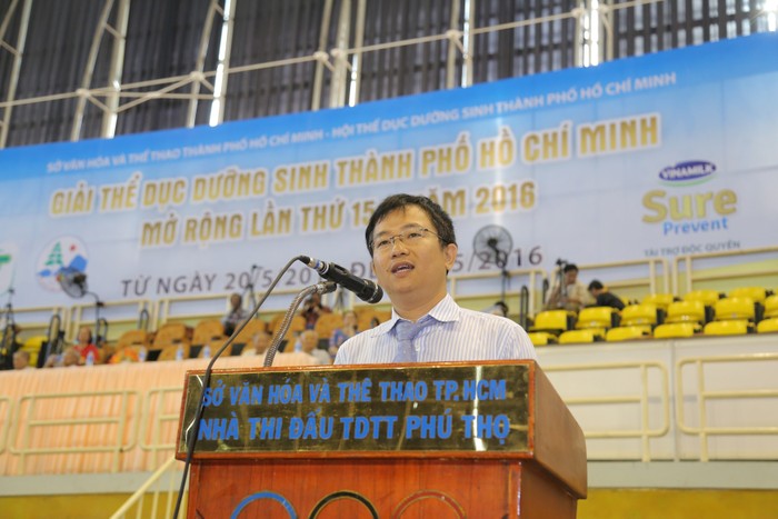 Ông Mai Thanh Việt – Giám Đốc Marketing ngành hàng sữa bột Vinamilk phát biểu tại giải thi đấu.