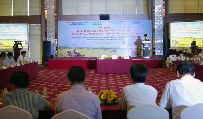 Hội thảo với chủ đề: “Tăng cường ứng dụng khoa học và công nghệ trong sản xuất nông nghiệp tại Đồng bằng Sông Cửu Long” do BIDV và các đơn vị tổ chức tại TP.Cần Thơ.