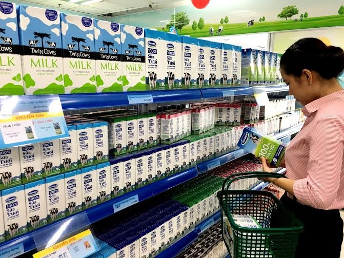 Theo Bảng xếp hạng toàn cầu của những nhãn hàng tiêu dùng được chọn lựa nhiều nhất trên thế giới và của từng quốc gia do Kantar World Panel vừa công bố, năm 2016, Vinamilk được đánh giá là nhãn hiệu dẫn đầu tại Việt Nam.