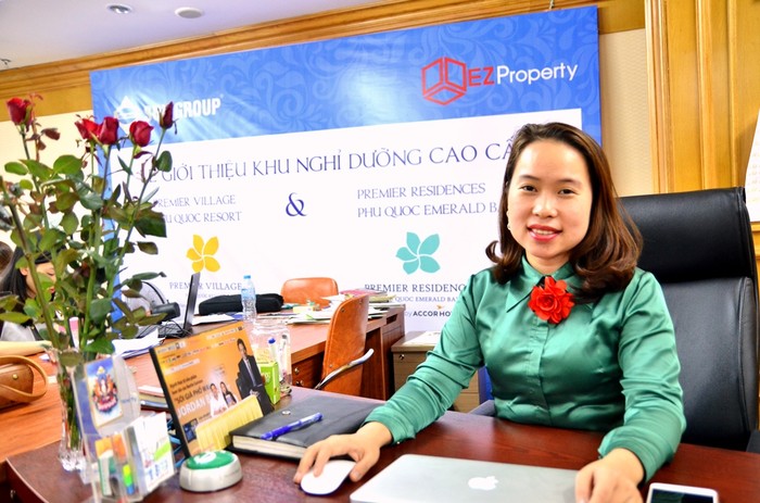 Chuyên gia bất động sản Nguyễn Thị Huế trong cuộc trao đổi với phóng viên Báo Điện tử Giáo dục Việt Nam - ảnh H. Lực.